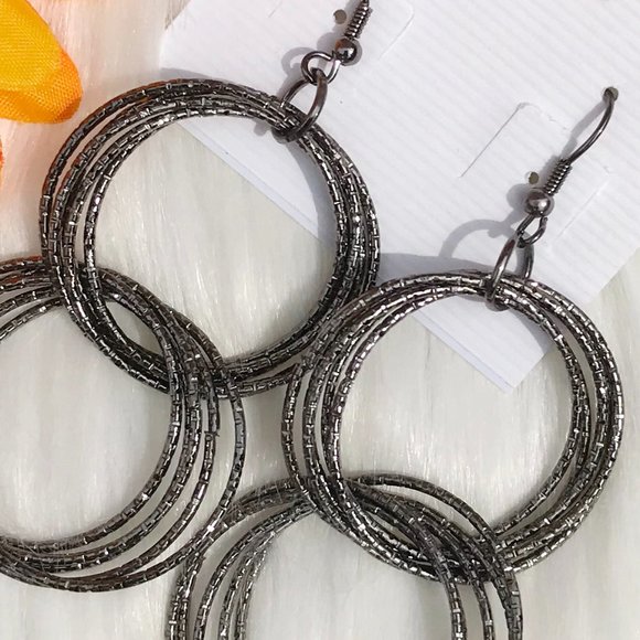 Boho Sparkle Hoop Earrings Long Dangle Antique Silver Career Date Night NWT - Picture 2 of 3